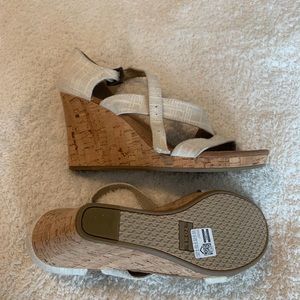 Toms wedges